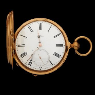 Heavy English 18K gold hunting cased pocket watch Circa 1875