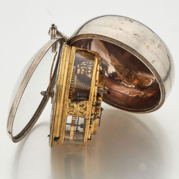 Impressive Dutch date watch with champlevé dial Circa 1710 Impressive Dutch date watch with champlevé dial Circa 1710