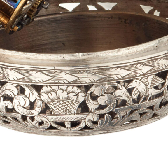 Rare and early English silver filigree clock watch Circa 1650 Rare and early English silver filigree clock watch Circa 1650
