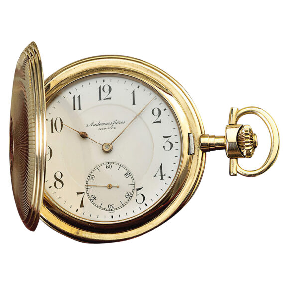 Swiss gold hunting cased pocket watch Circa 1900 Swiss gold hunting cased pocket watch Circa 1900