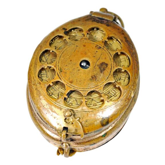 Dutch rare oval per-balance spring pendant watch Circa 1622 Dutch rare oval per-balance spring pendant watch Circa 1622