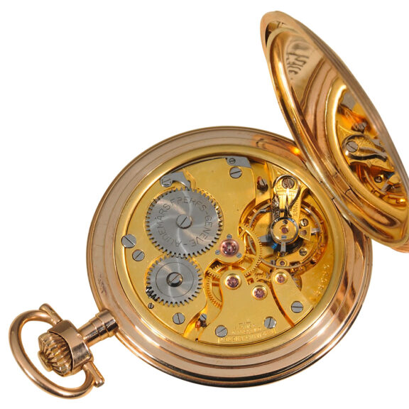Swiss gold hunting cased pocket watch Circa 1900 Swiss gold hunting cased pocket watch Circa 1900