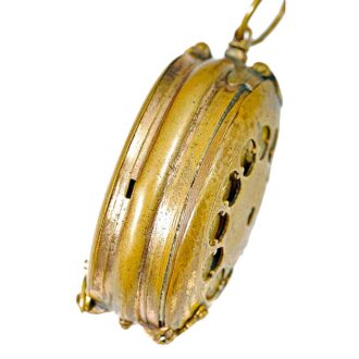 Dutch rare oval per-balance spring pendant watch Circa 1622