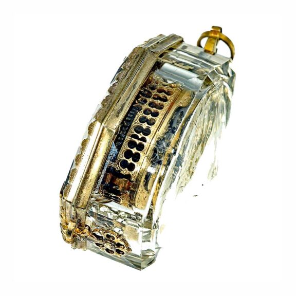 French gold and enamel lobed rock crystal watch Circa 1650 French gold and enamel lobed rock crystal watch Circa 1650
