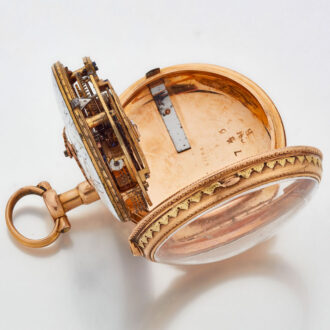 French two colour 18K gold open faced verge Circa 1770 French two colour 18K gold open faced verge Circa 1770