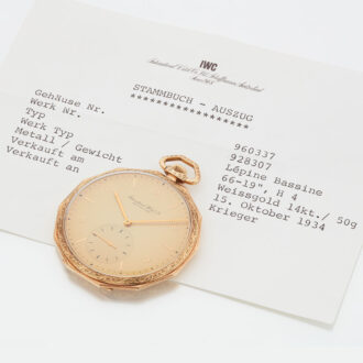 Interesting Swiss gold IWC watch, rare case shape Circa 1934