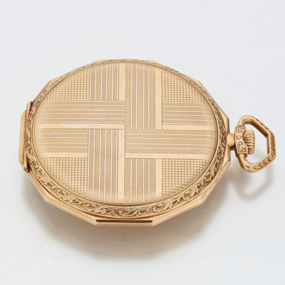 Interesting Swiss gold IWC watch, rare case shape Circa 1934 Interesting Swiss gold IWC watch, rare case shape Circa 1934