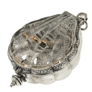 Large Dutch shell shaped pendant watch Circa 1700
