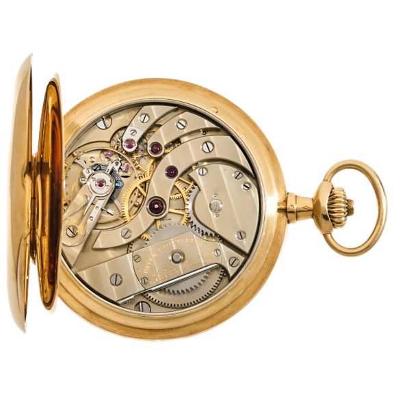 Swiss 18K yellow gold hunting cased pocket watch Circa 1910 Swiss 18K yellow gold hunting cased pocket watch Circa 1910