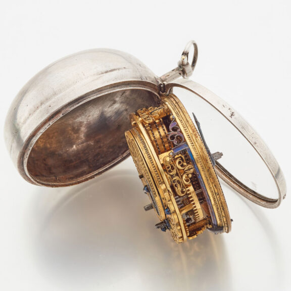 Dutch verge with date and silver champleve dial Circa 1720 Dutch verge with date and silver champleve dial Circa 1720