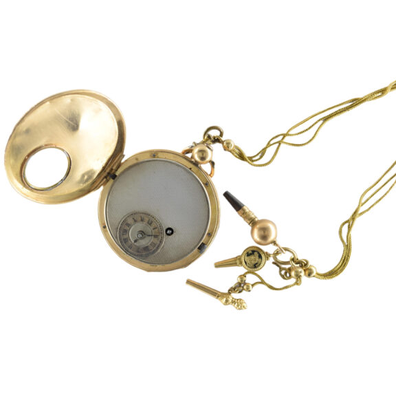 French 18K yellow gold pocket watch with chain Circa 1850 French 18K yellow gold pocket watch with chain Circa 1850