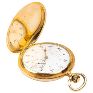 French 18K yellow gold hunting cased pocket watch Circa 1925