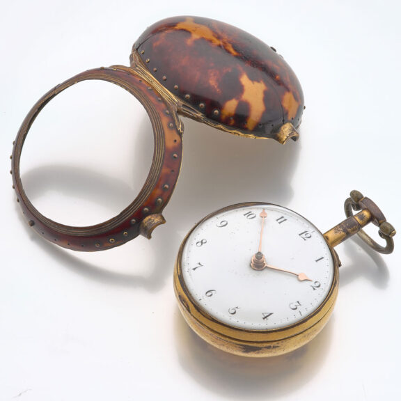 English verge in gilt and tortoiseshell pair cases Circa 1780 English verge in gilt and tortoiseshell pair cases Circa 1780