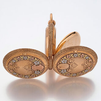 American lever wain a multi color gold hunter case Circa 1881