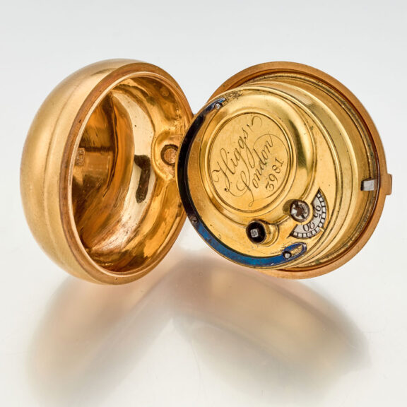 An English verge in 20 carat gold repousse pair cases Circa 1780 An English verge in 20 carat gold repousse pair cases Circa 1780