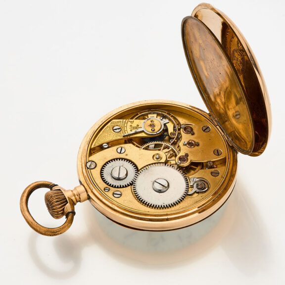 Swiss 14 carat gold lever watch "La Maisonnette" Circa 1920 Swiss 14 carat gold lever watch "La Maisonnette" Circa 1920