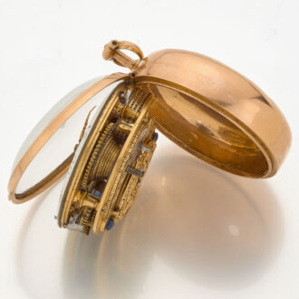 English 20 carat gold repoussé verge in pair cases Circa 1775