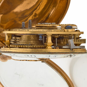 English 20 carat gold repoussé verge in pair cases Circa 1775
