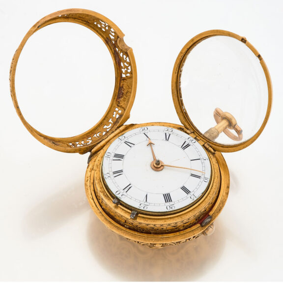 English quarter repeater in 22k gold pair cases Circa 1725 English quarter repeater in 22k gold pair cases Circa 1725