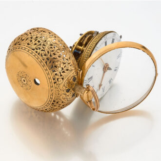 English quarter repeater in 22k gold pair cases Circa 1725