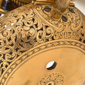 English quarter repeater in 22k gold pair cases Circa 1725
