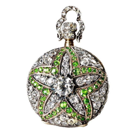 Magnificent Swiss watch studded with diamonds Circa 1910