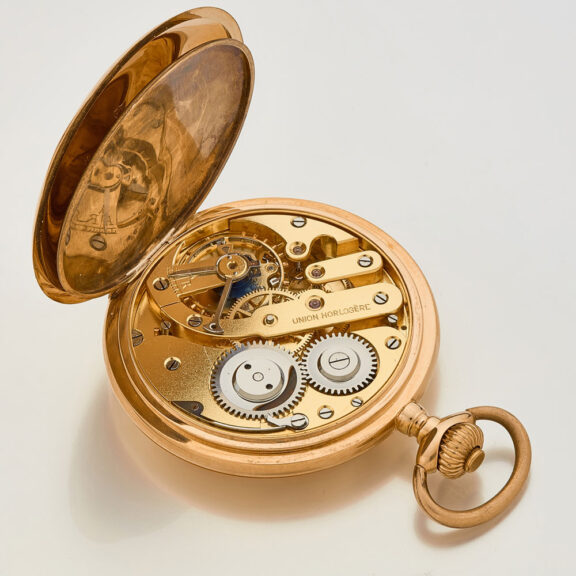 Swiss 14k pink gold hunting cased keyless watch Circa 1900 Swiss 14k pink gold hunting cased keyless watch Circa 1900