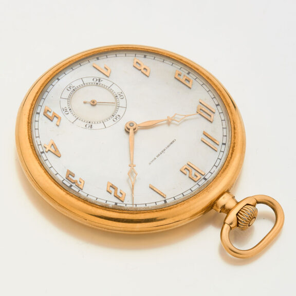 Very flat Swiss 18 carat gold lever pocket watch Circa 1935 Very flat Swiss 18 carat gold lever pocket watch Circa 1935