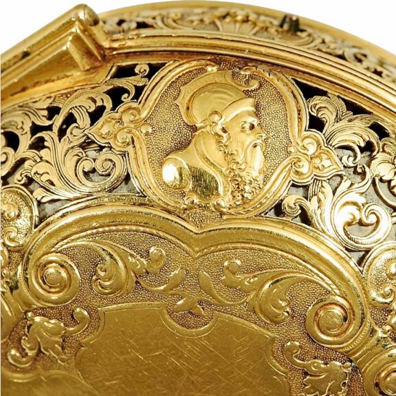 English pair cased quarter repeating verge watch Circa 1717 English pair cased quarter repeating verge watch Circa 1717