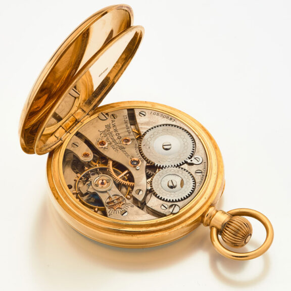 American solid 18 carat gold open faced watch Circa 1910 American solid 18 carat gold open faced watch Circa 1910