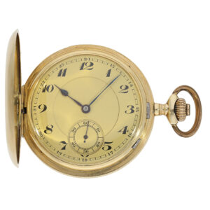 Very well preserved gold hunting case pocket watch Circa 1920