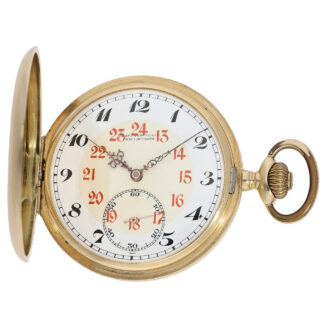 Swiss gold hunting case pocket watch with fine lever movement Circa 1910