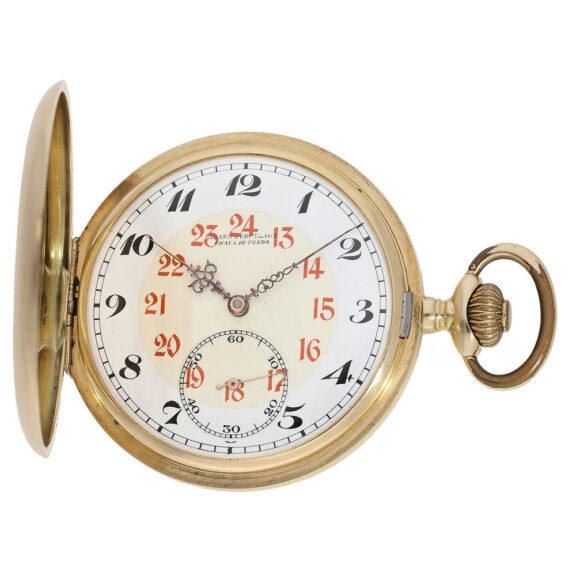 Swiss gold hunting case pocket watch with fine lever movement Circa 1910