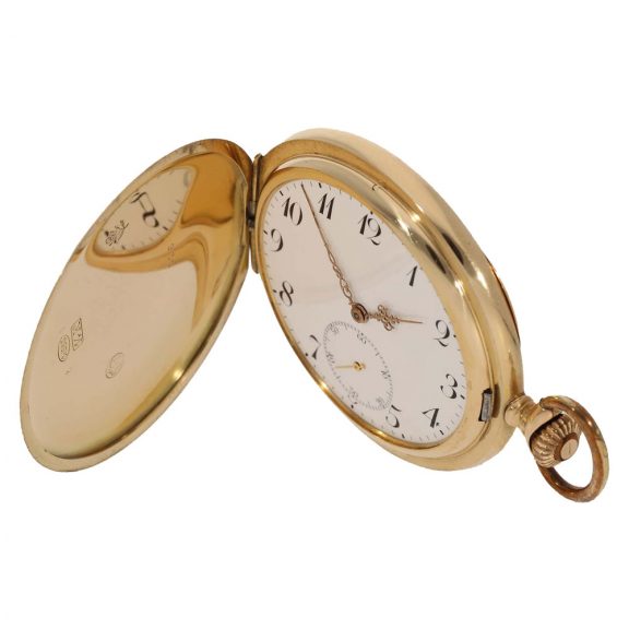 Large Swiss 14 carat gold hunting cased lever watch Circa 1910 Large Swiss 14 carat gold hunting cased lever watch Circa 1910