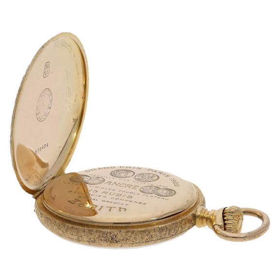 Swiss 18 carat gold magnificently engraved pocket watch Circa 1910 Swiss 18 carat gold magnificently engraved pocket watch Circa 1910