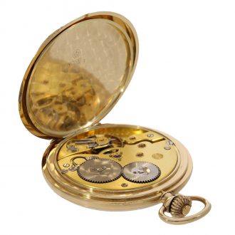 Swiss fine 14 carat gold hunting cased pocket watch Circa 1930