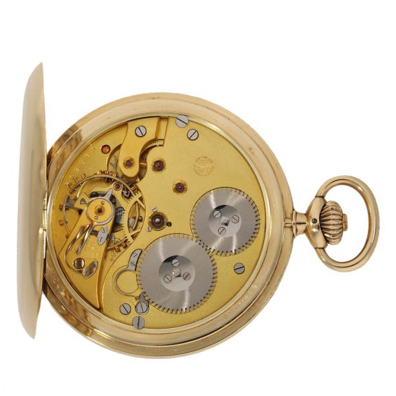 Swiss fine 14 carat gold hunting cased pocket watch Circa 1930 Swiss fine 14 carat gold hunting cased pocket watch Circa 1930