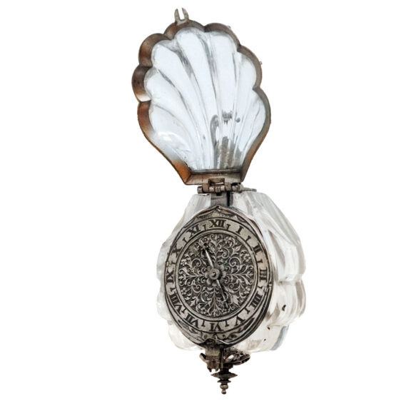 German or Swiss shell-shaped verge pendant watch Circa 1650