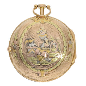 The relief case of this watch is particularly noteworthy, as it has been worked in four different gold colours.