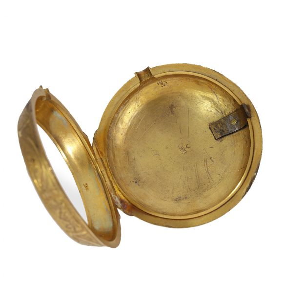 Interesting small English coach clock for the Chinese market Circa 1770 Interesting small English coach clock for the Chinese market Circa 1770