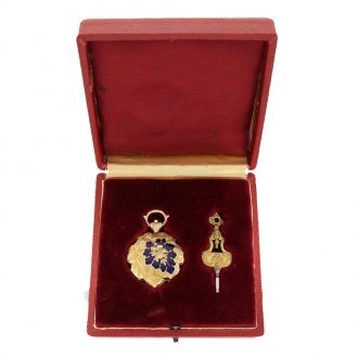 Swiss 18 carat gold vine leaf shaped pendant watch Circa 1870