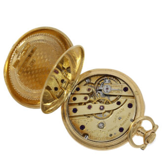 Movement with a straight line lever escapement