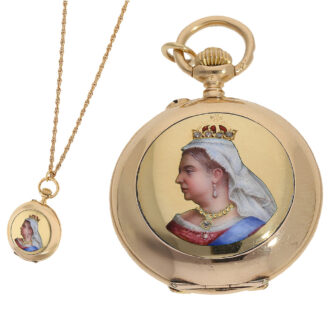 The front shows the portrait of Queen Victoria with a neckless made of integrated gold plaques