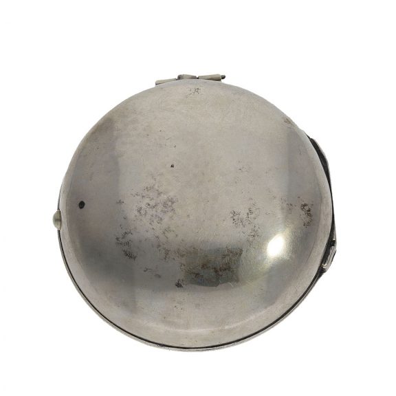 Swiss exceptionally large silver oignon pocket watch Circa 1700 Swiss exceptionally large silver oignon pocket watch Circa 1700