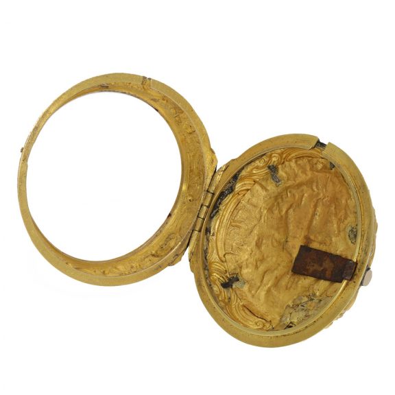 English 18 carat gold and shagreen verge pocket watch Circa 1765 English 18 carat gold and shagreen verge pocket watch Circa 1765