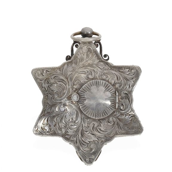 French extremely rare silver and rock crystal form watch Circa 1780 French extremely rare silver and rock crystal form watch Circa 1780
