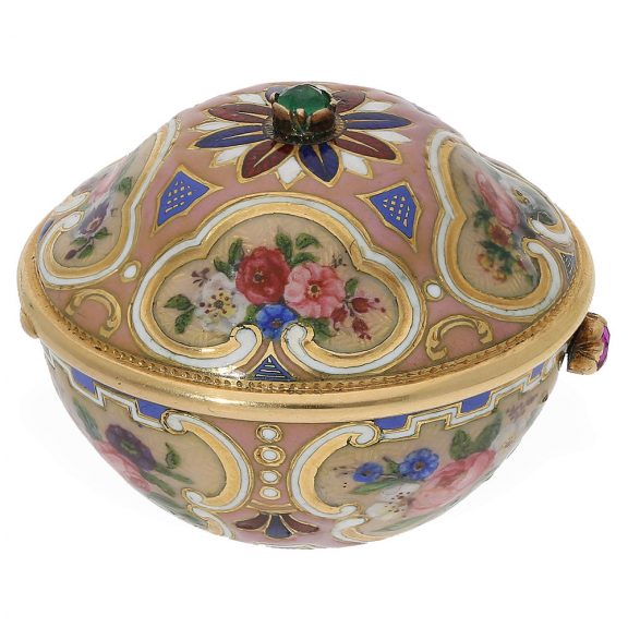 German extremely rare 18K gold and enamel form watch Circa 1800 German extremely rare 18K gold and enamel form watch Circa 1800