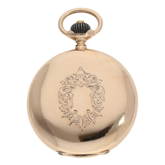 Full hunter engine-turned case with a decoration engraved on the front Full hunter engine-turned case with a decoration engraved on the front