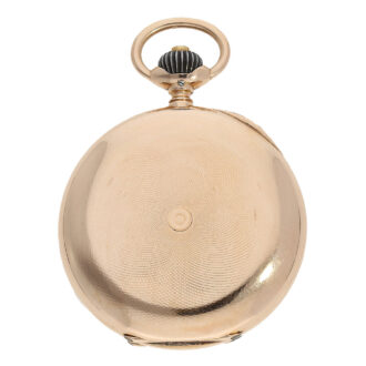 Full hunter engine-turned case crafted of 14 Carat red gold