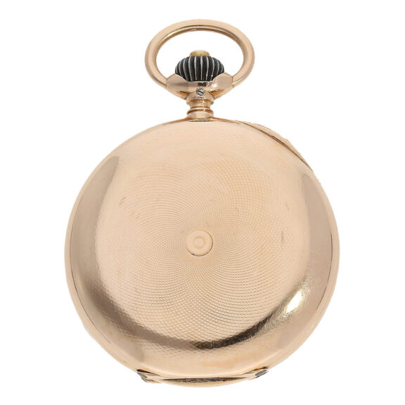 Full hunter engine-turned case crafted of 14 Carat red gold Full hunter engine-turned case crafted of 14 Carat red gold